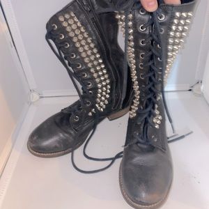 Steve Madden Leather boots